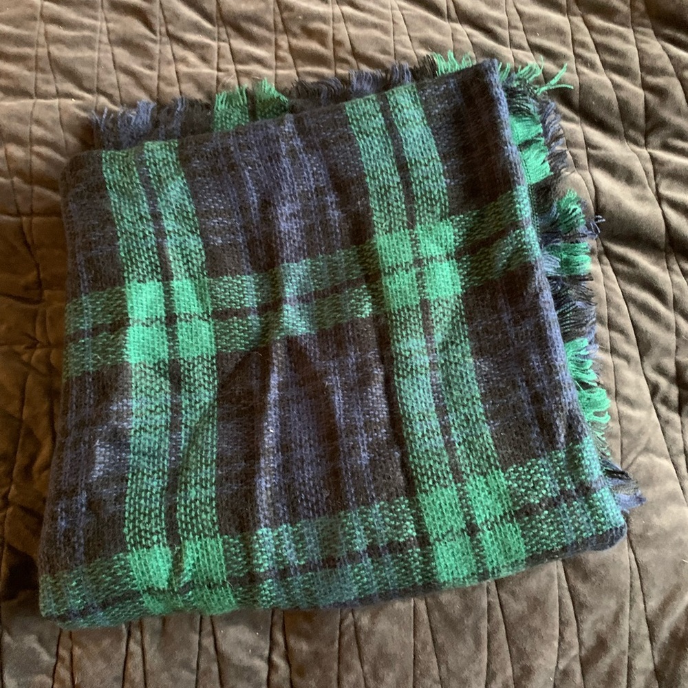 Plaid blanket scarf